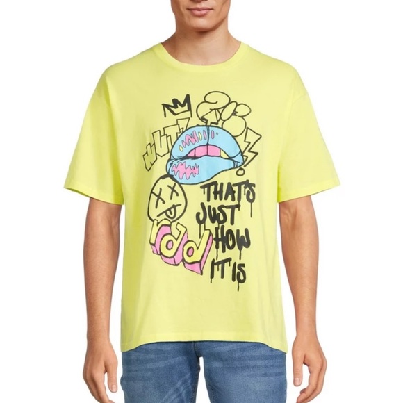 Men's Oversize Fit Graphic Tee - Picture 3 of 7